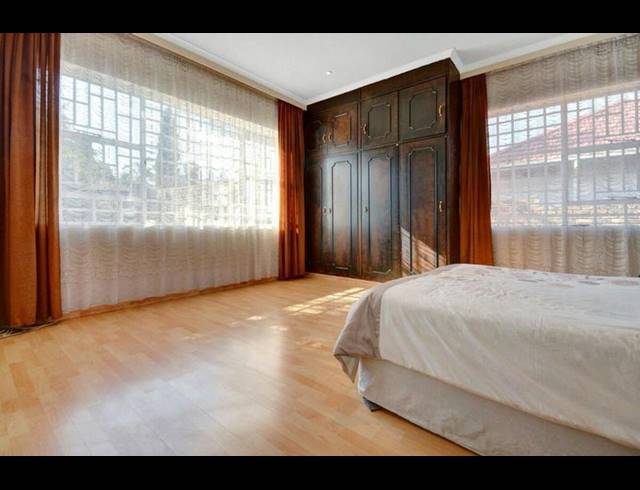 5 BEDROOM HOUSE FOR SALE IN OBSERVATORY